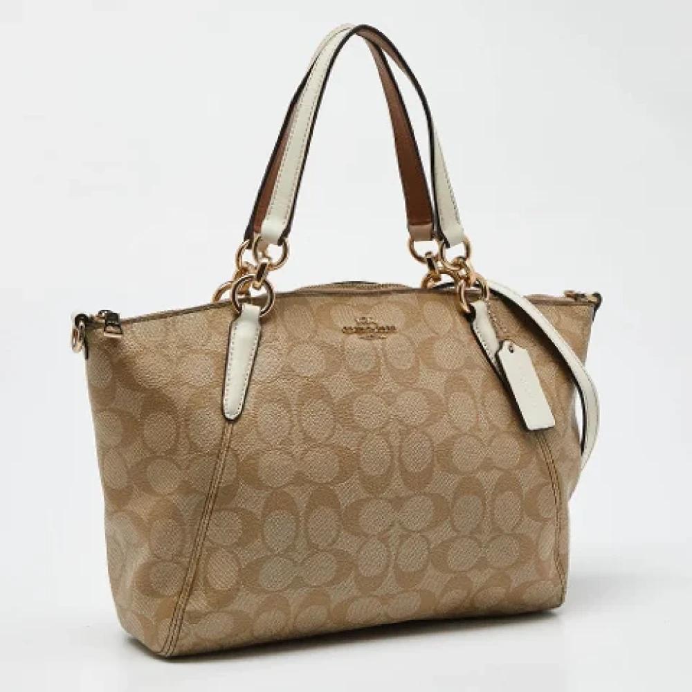Coach Pre-owned Leather totes Beige Dames