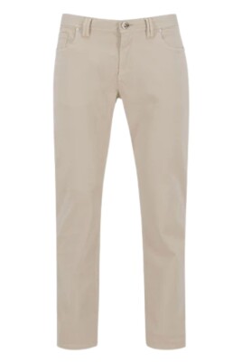 beige-pipe-jeans