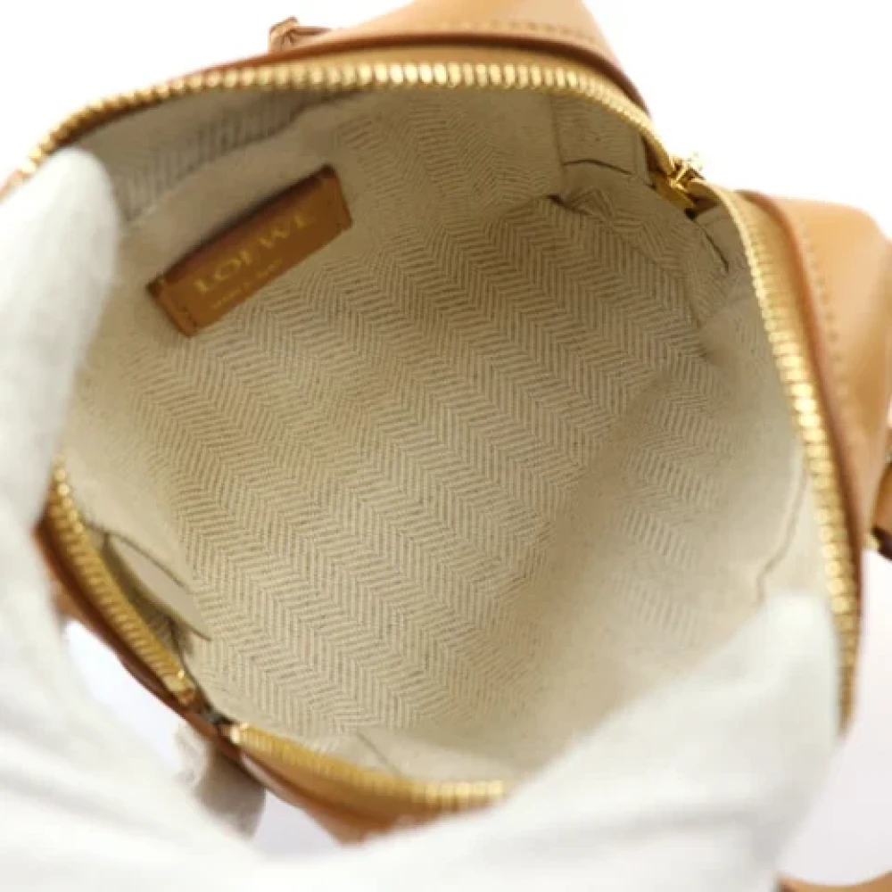 Loewe Pre-owned Fabric handbags Multicolor Dames