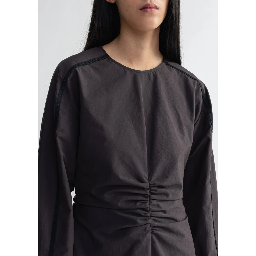 Aeron Lilian Gray Dames