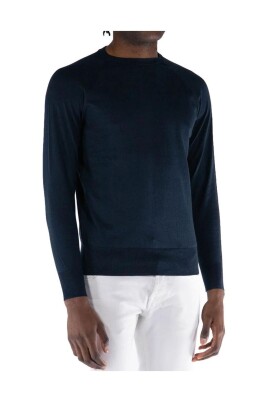 luxury-crewneck-sweater-with-ribbed-details