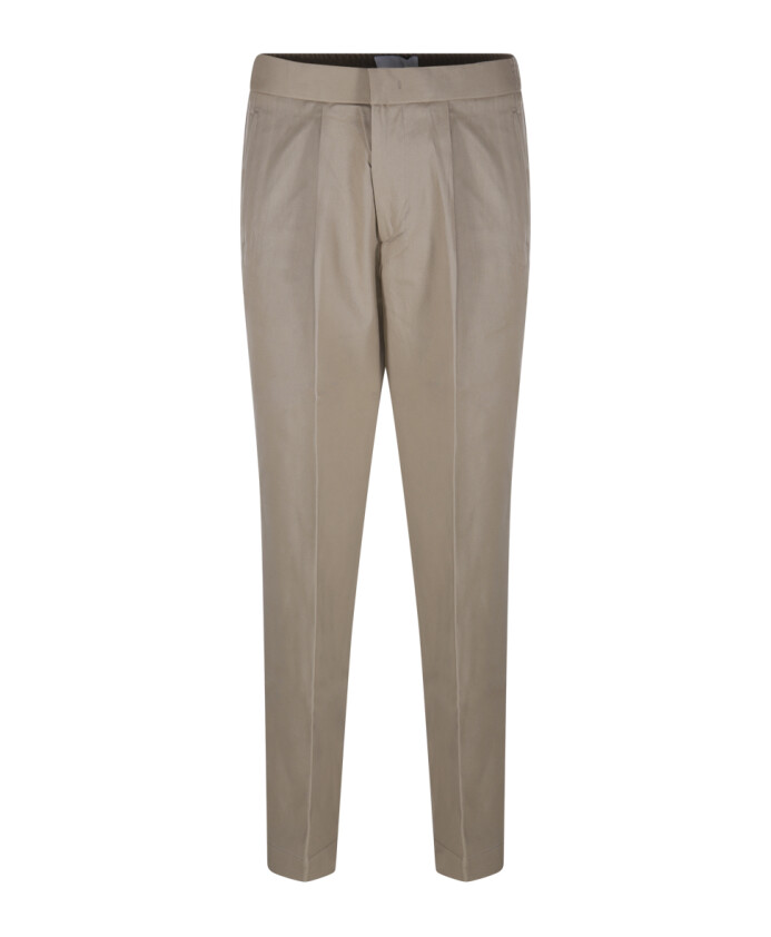 neutrale-loose-fit-broek