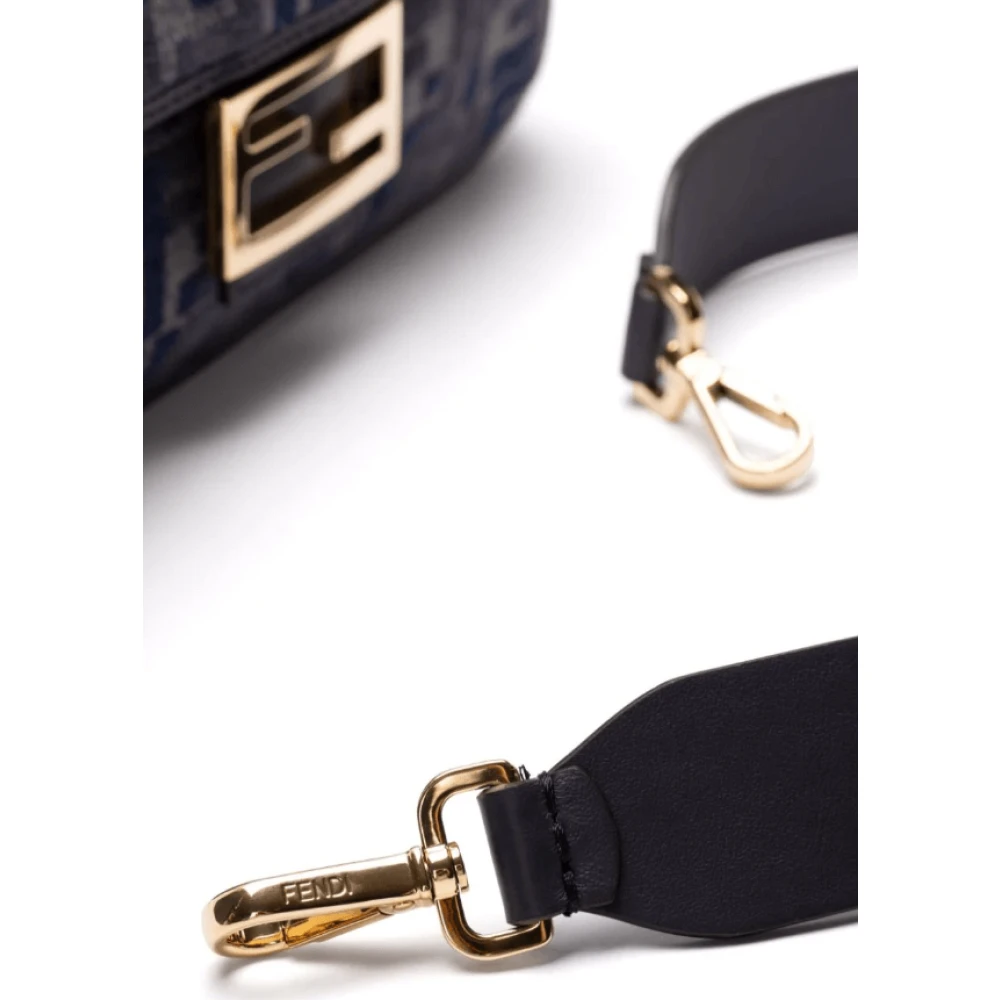 Fendi Blauwe Monogram Chenille Tas Blue Dames