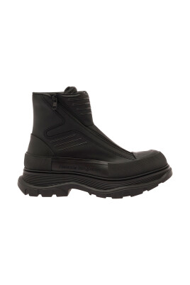 black-h-boot-tread-boots