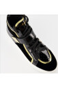 baskets-en-cuir-et-daim-bicolores