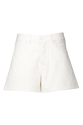 sandra-c-shorts-in-white