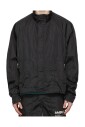 veste-noire-avec-col-montant