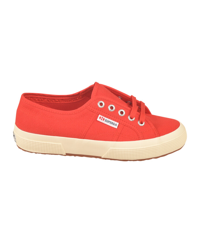 sneakers-classiques-en-toile
