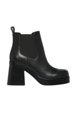 black-leather-ankle-boots