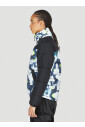 veste-isolee-imprimee-graphique