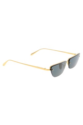 chic-sunglasses-for-fashionable-looks