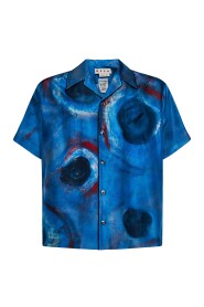 Blaues SS23 Damenhemd - Stilvolles Upgrade für deinen Kleiderschrank