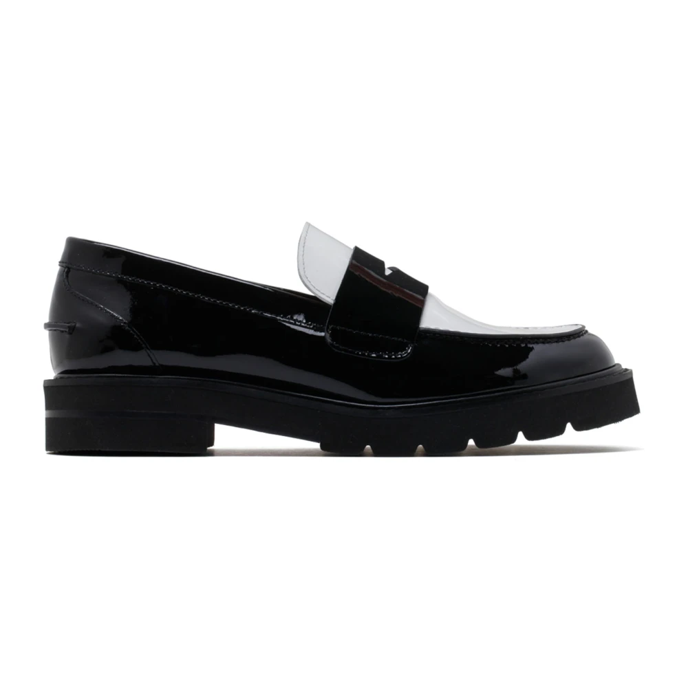 Shoes > Flats > Loafers - - Stuart Weitzman - Modalova