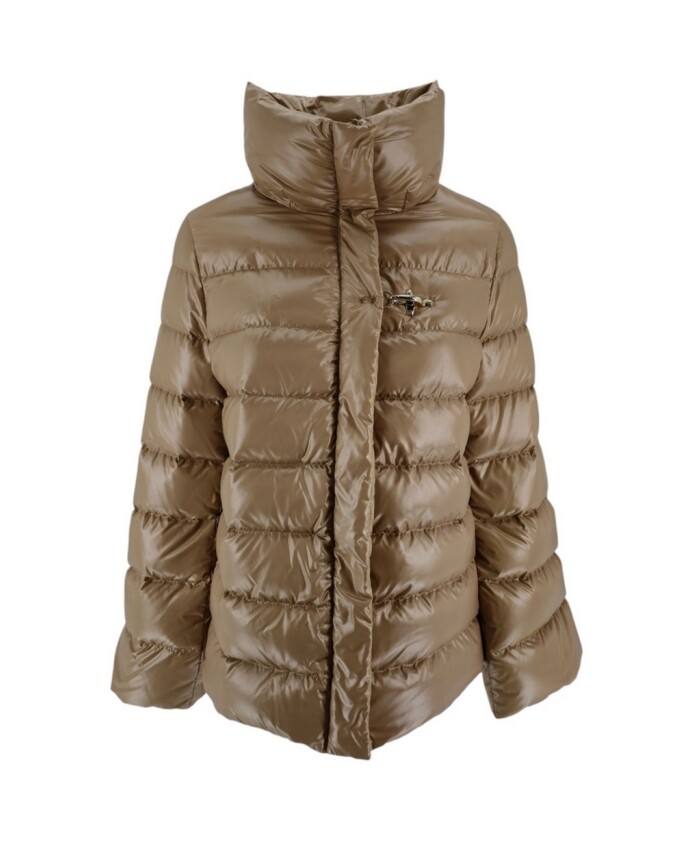 manteau-bouffant-camel-avec-crochet