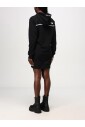 elegante-robe-a-capuche-noire