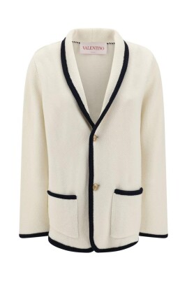 contemporary-knit-jacket-with-shawl-lapels