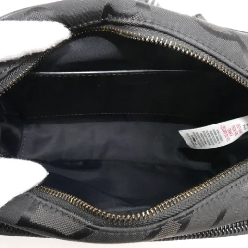 Burberry Vintage Pre-owned Cotton shoulder-bags Black Dames