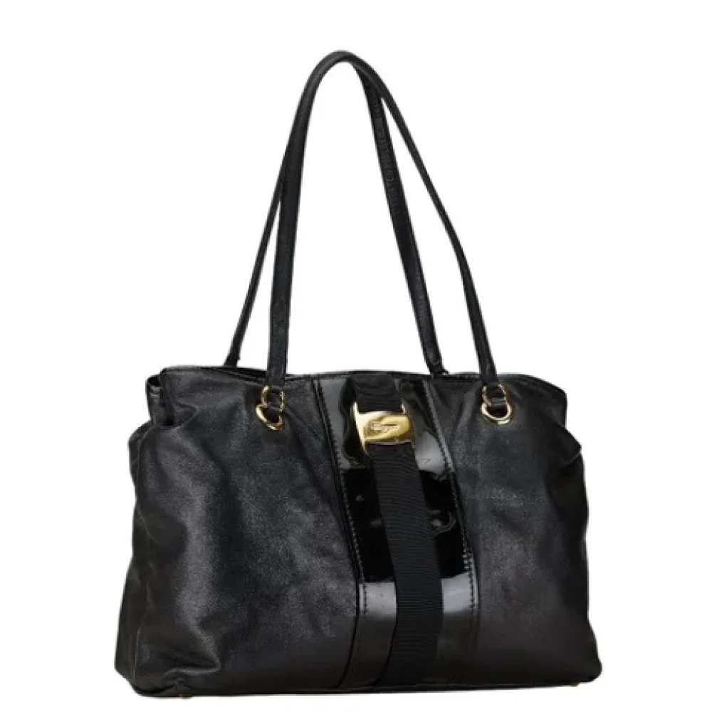 Salvatore Ferragamo Pre-owned Leather handbags Black Dames