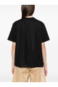 t-shirts-et-polos-noirs-avec-patch-logo