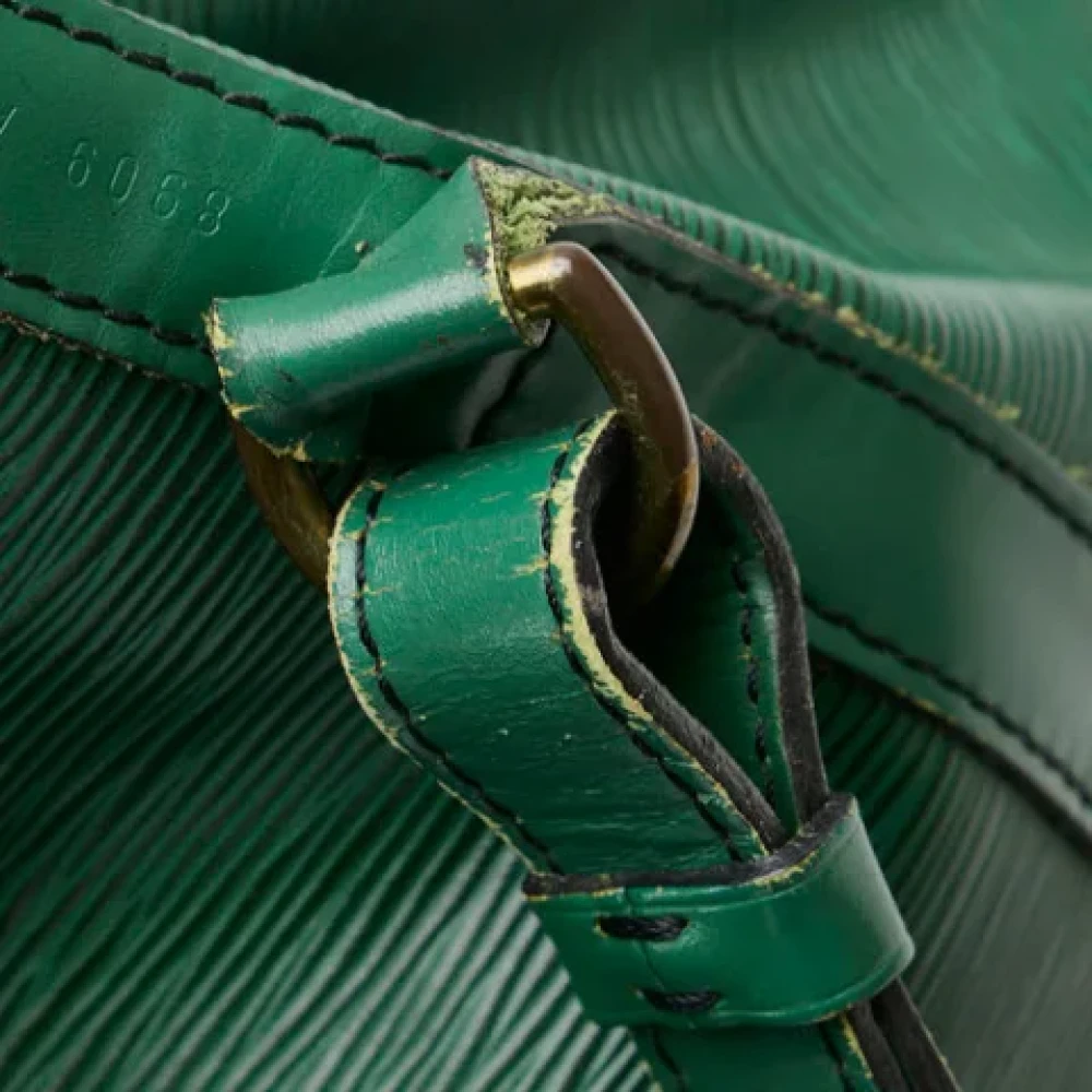 Louis Vuitton Vintage Pre-owned Leather shoulder-bags Green Dames