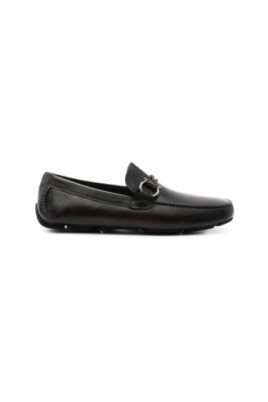 gancini-ornament-loafers