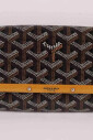 pre-owned-leather-clutches