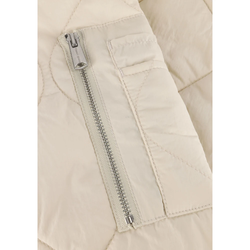 Tommy Jeans Beige Quilt Bomberjack voor Vrouwen Beige Dames