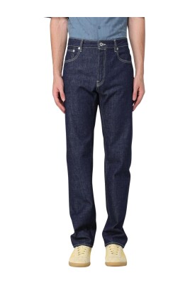 chemise-straight-leg-jeans-bleue