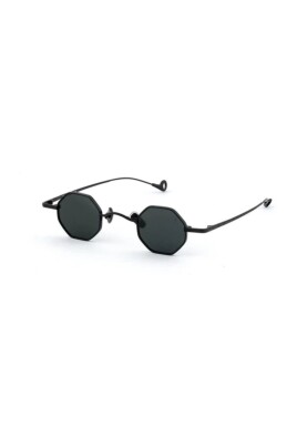 stylish-sunglasses-for-men-and-women