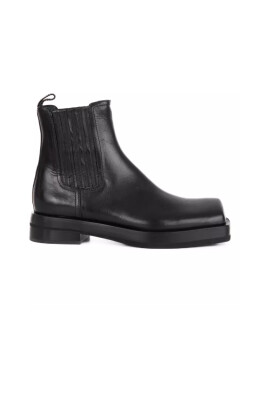 black-boots-womenand-39-s-fashion-trendy