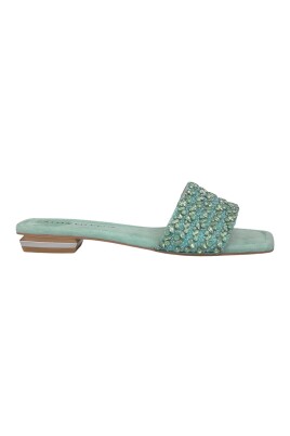 sandal-with-beads