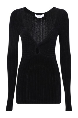pull-en-tricot-noir-col-en-v