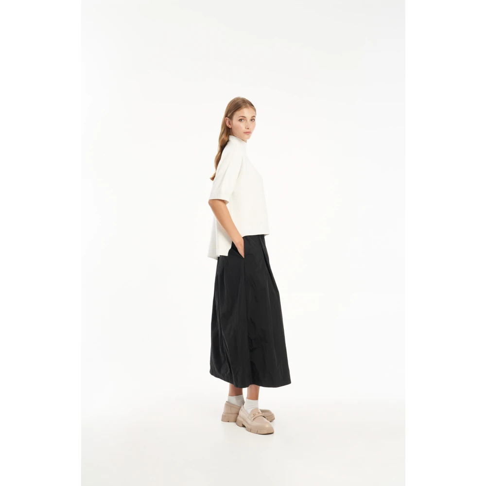 Vicario Cinque Maxi Rok in Memory Taffeta met Zijzakken Black Dames