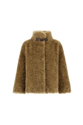 faux-fur-shearling-jackets-snap-closure
