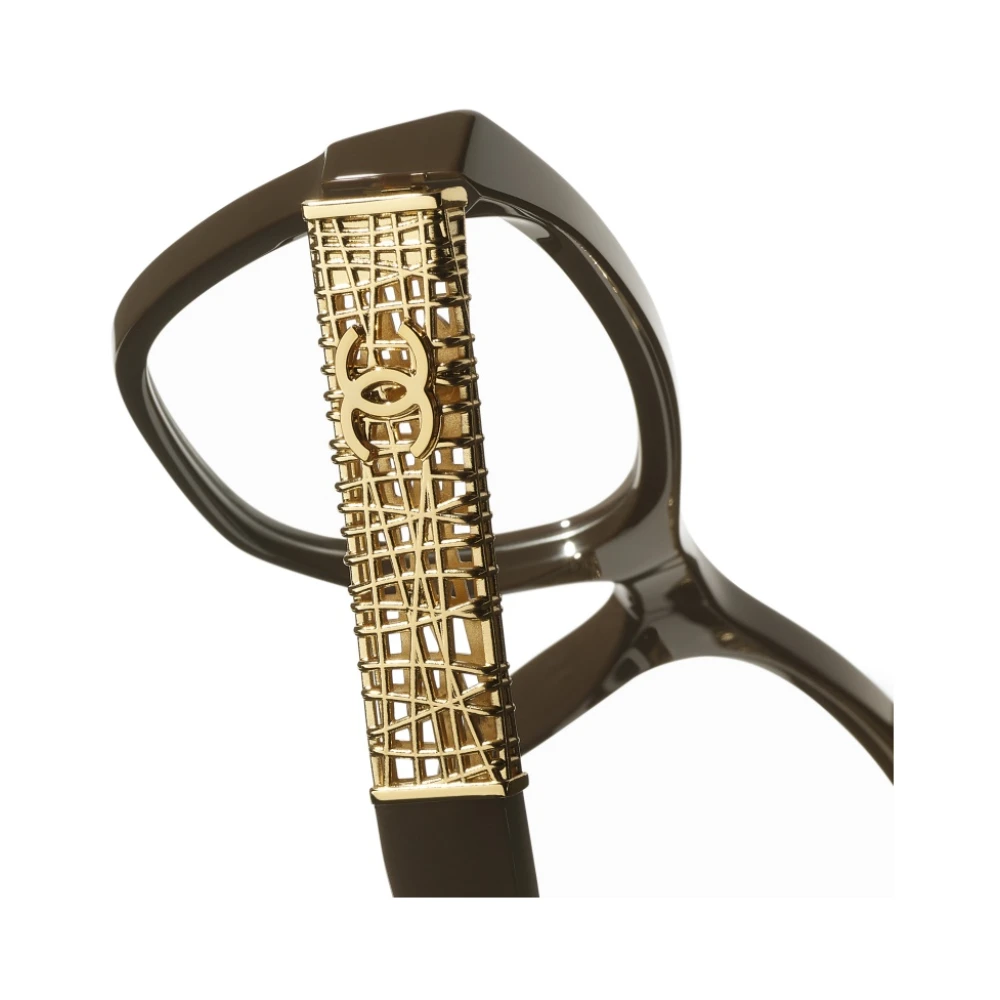Chanel Stijlvolle Brilmontuur met 3 Jaar Garantie Brown Dames