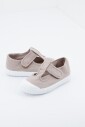 sneakers-en-toile-bleue-a-velcro