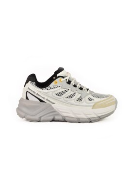 sneaker-with-rubber-sole