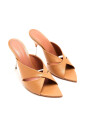 mules-en-daim-couleur-latte