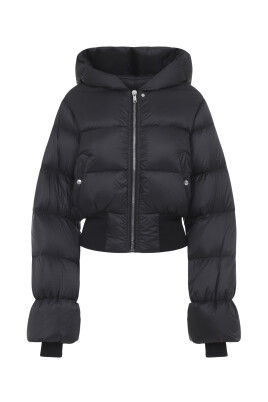veste-duvet-noire-aw25
