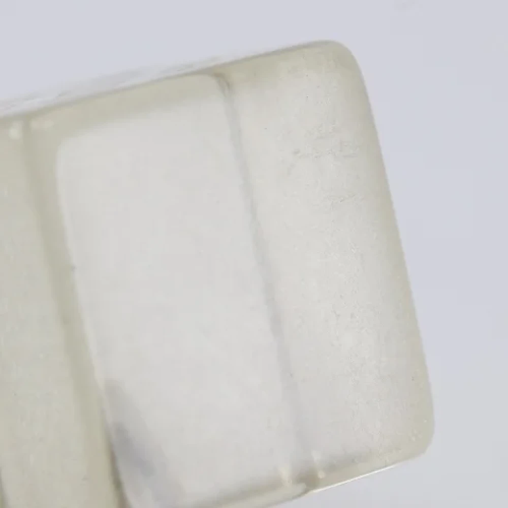 Louis Vuitton Vintage Pre-owned Plastic hair-accessories White Dames