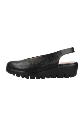 lukket-ta-flade-sandaler