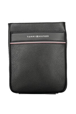 urban-sophistication-shoulder-bag-with-multiple-pockets