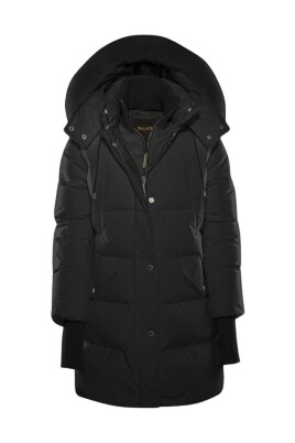 versatile-puffer-jacket-with-detachable-parts