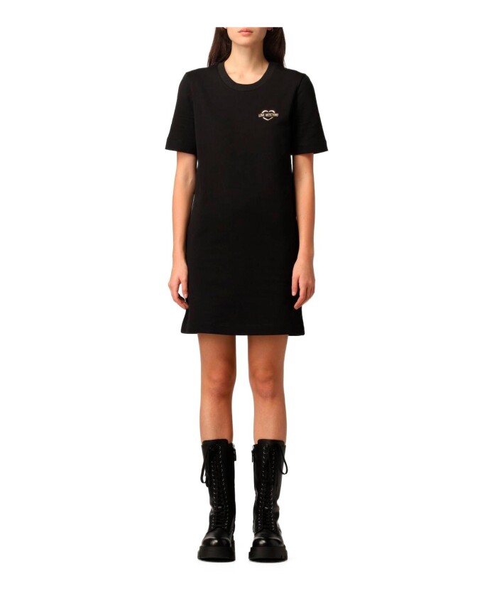 robe-a-manches-courtes-et-col-rond