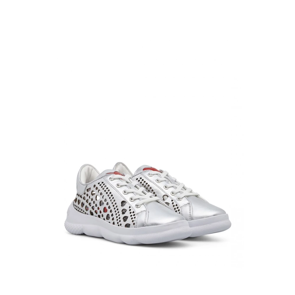 Love Moschino Zilveren sneakers van synthetisch leer Dames Schoenen Grijs