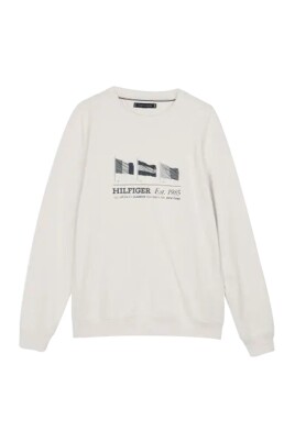 crewneck-sweatshirt-with-flag-print