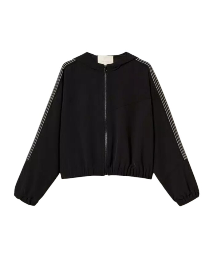 black-coats-for-women