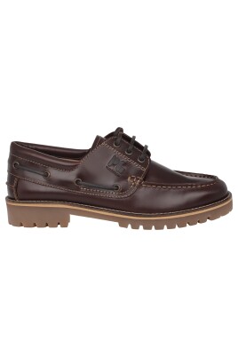 chaussure-bateau-marron-lacage-confortable