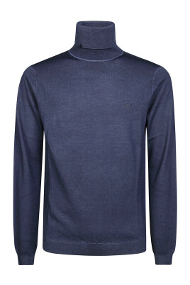 vintage-plain-turtleneck