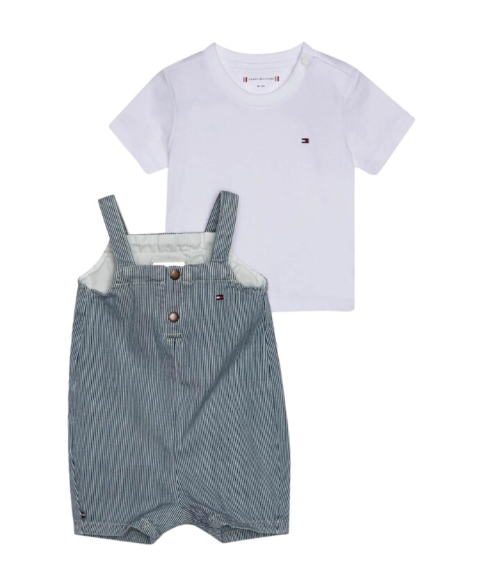 ensemble-salopette-et-t-shirt